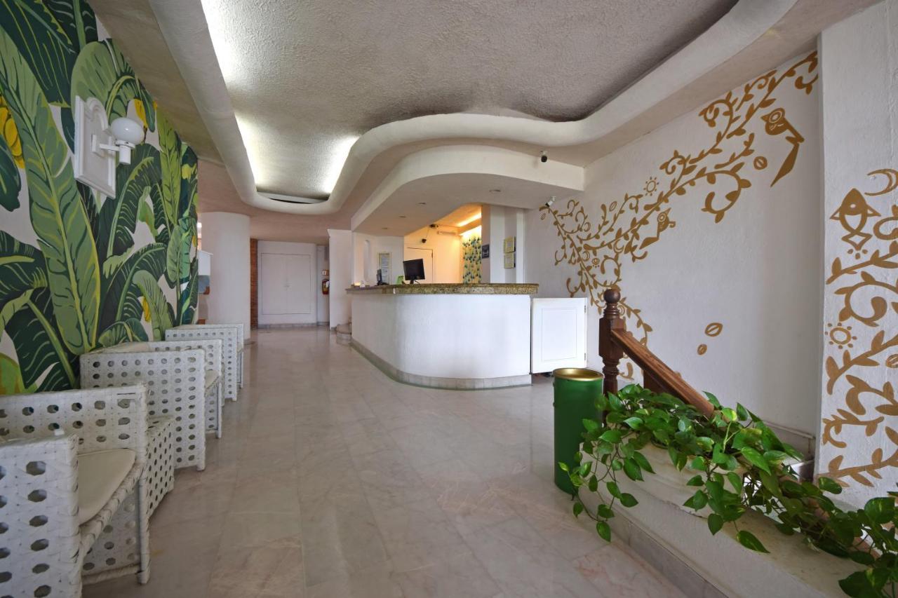 Emperador Vallarta Beachfront Hotel And Suites Puerto Vallarta Exteriör bild