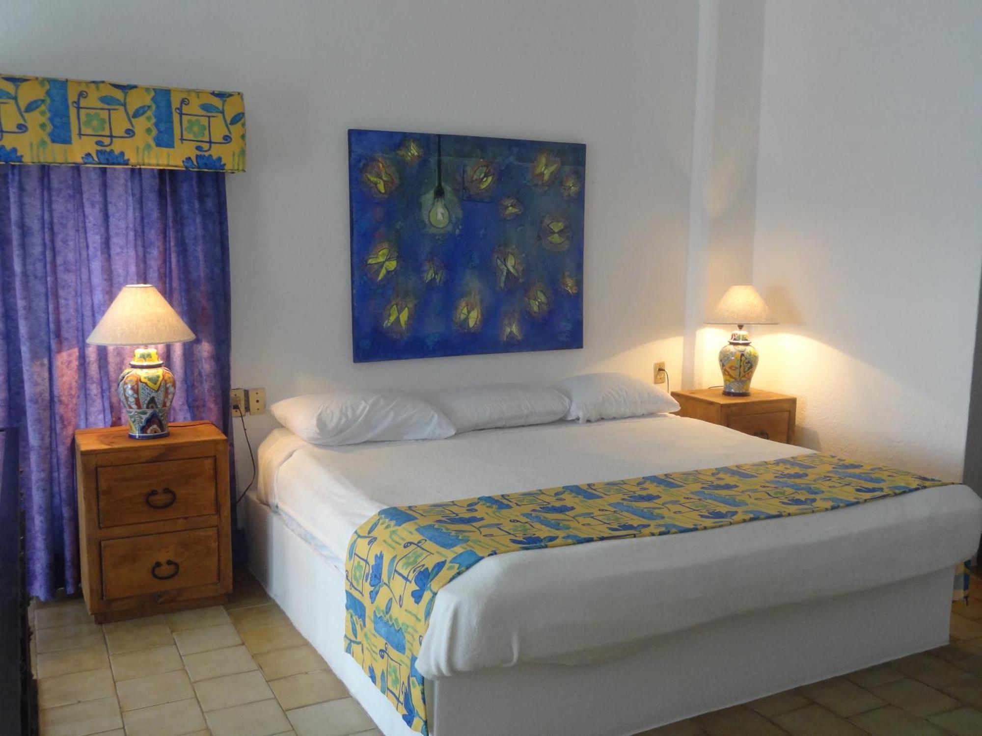 Emperador Vallarta Beachfront Hotel And Suites Puerto Vallarta Exteriör bild